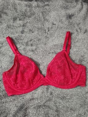 Wacoal Hot Pink Lace Underwire Bra